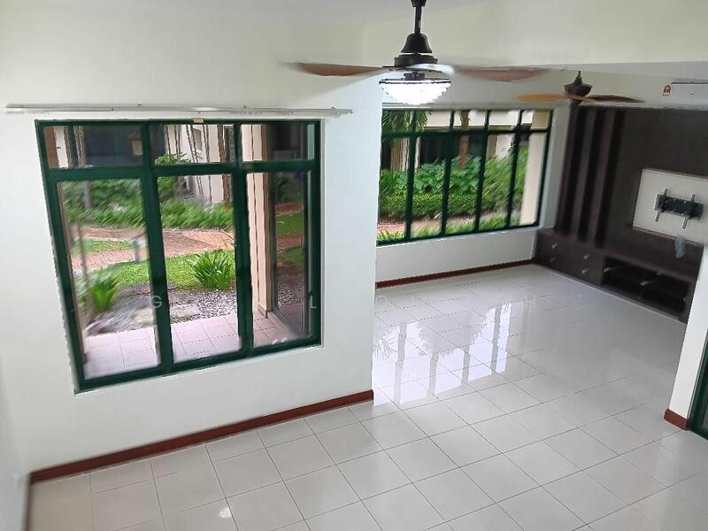 For Rent - Nadia Parkfront