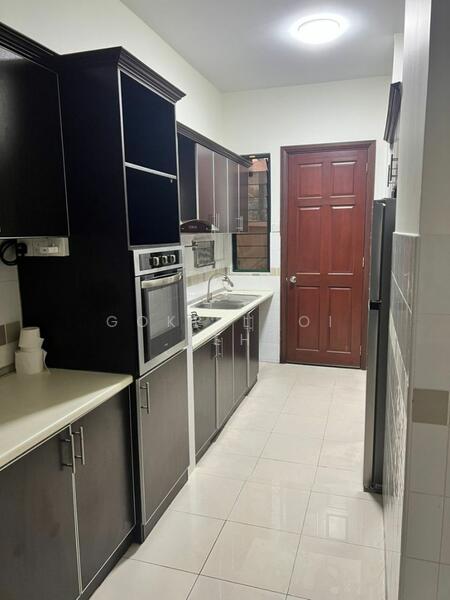 For Rent - Nadia Parkfront
