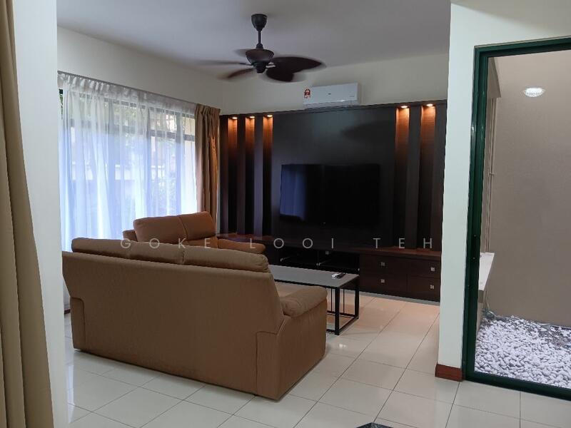 For Rent - Nadia Parkfront