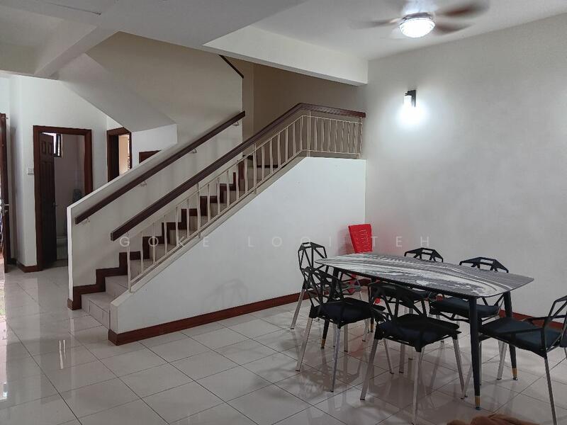 For Rent - Nadia Parkfront