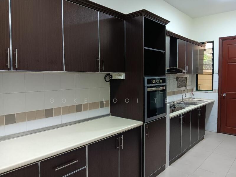 For Rent - Nadia Parkfront