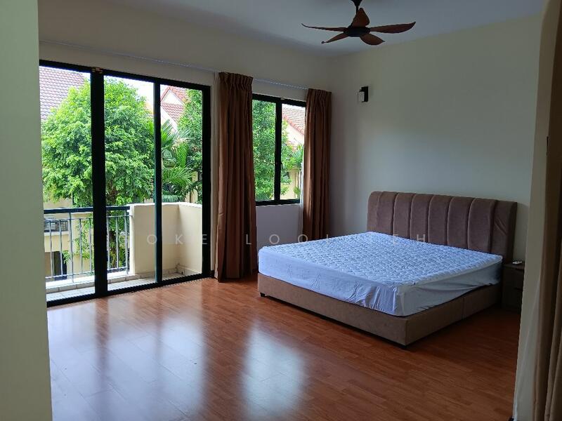 For Rent - Nadia Parkfront