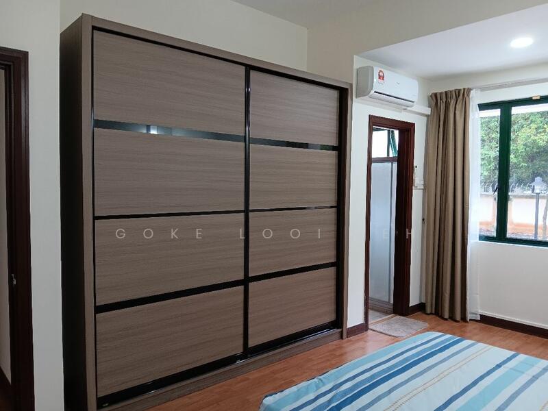 For Rent - Nadia Parkfront