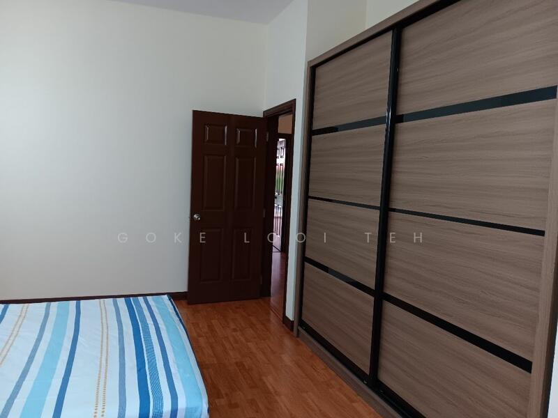 For Rent - Nadia Parkfront