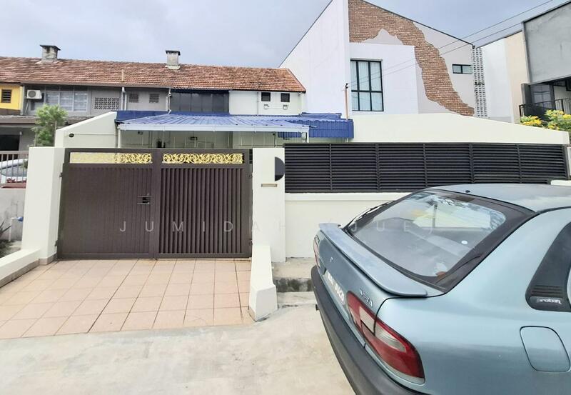 Extra Land Double Storey Terrace Jalan Carey Petaling Jaya