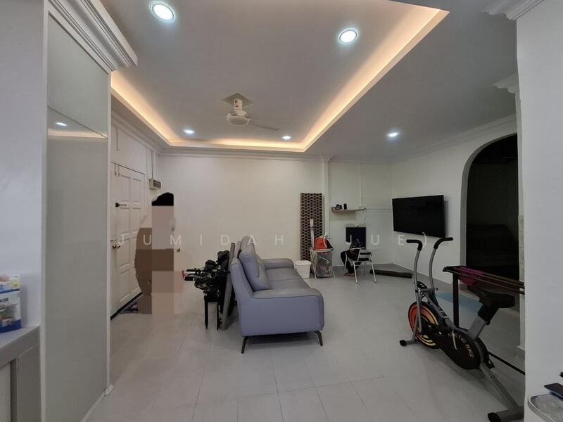 Extra Land Double Storey Terrace Jalan Carey Petaling Jaya