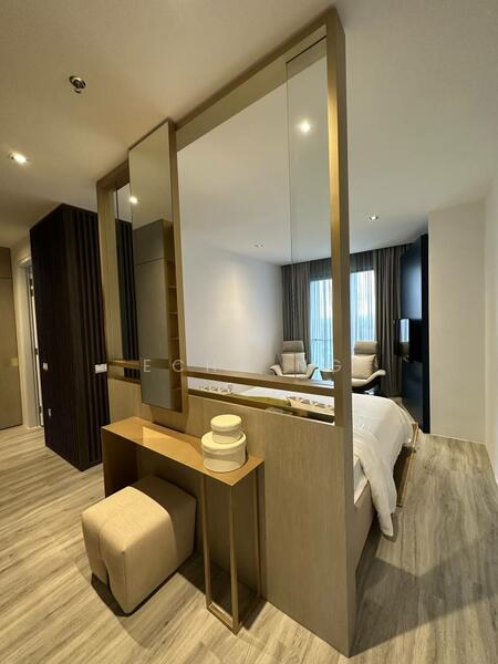 For Sale - Lumi Tropicana