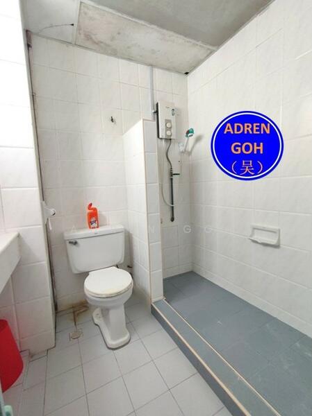 For Sale - Leader Garden