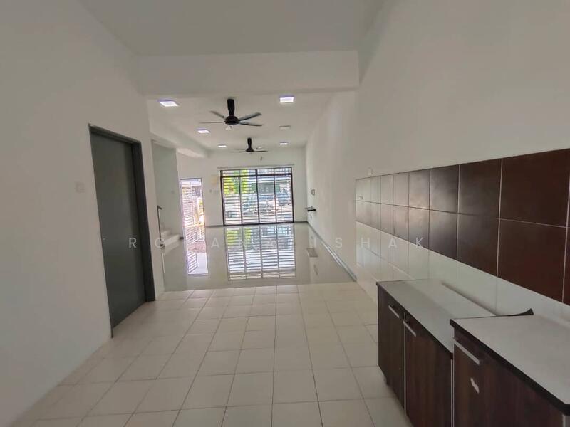 Untuk Disewa - SAUJANA PERDANA