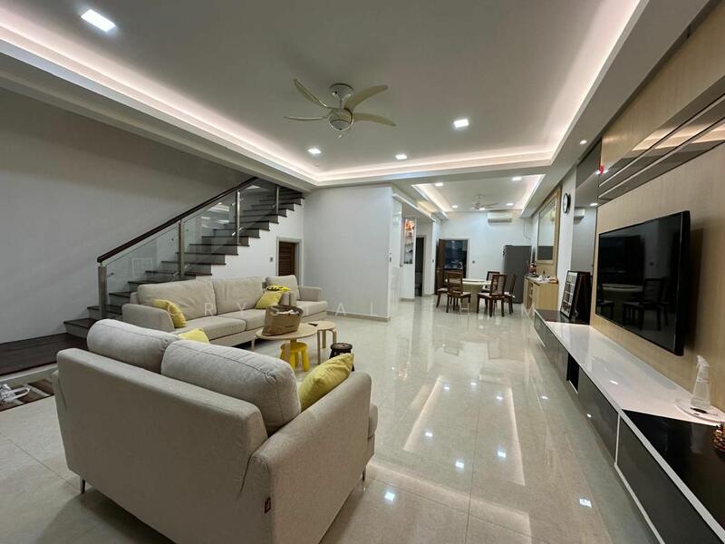 For Sale - 3-storey Terraced House at Taman Taming Indah