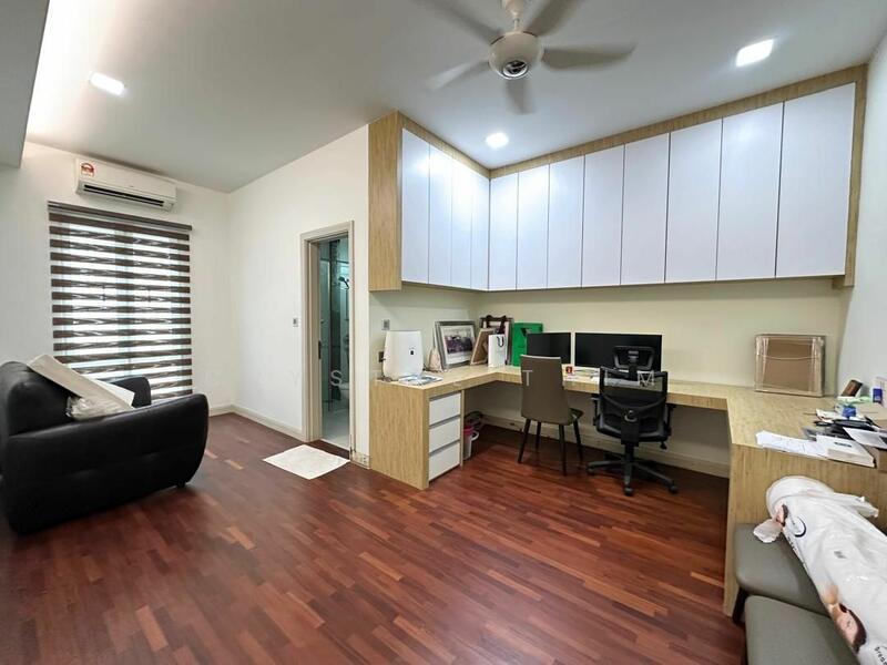 For Sale - 3-storey Terraced House at Taman Taming Indah