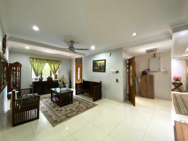 For Sale - Seksyen 9, Shah Alam