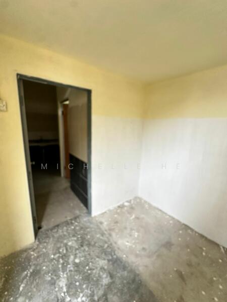 For Rent - Gelang Patah/ 1.5 Storey Factory/ For Rent