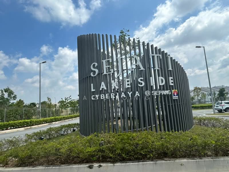 Rumah Berkembar untuk Dijual di Cyber 10 (Cyberjaya) - Jaze Ong - Exterior - PropertyGuru.com.my