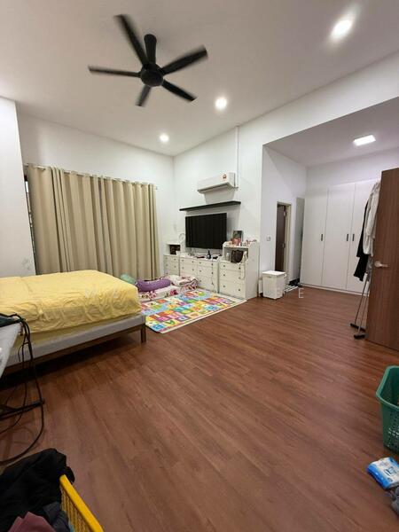 Untuk Dijual - Johor Bahru Bukit Impian Residence Double Storey Terrace Corner 4bed