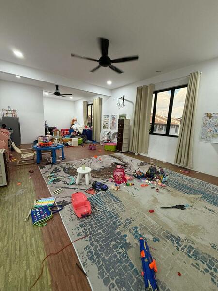 Untuk Dijual - Johor Bahru Bukit Impian Residence Double Storey Terrace Corner 4bed