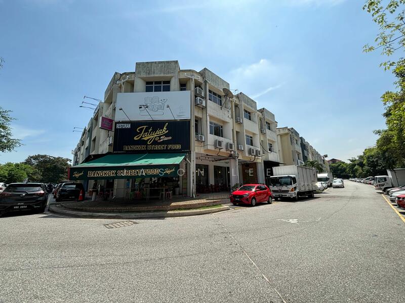 For Rent - Taipan 1 Ara Damansara Shop, Ara Damansara, Main Road Frontage.