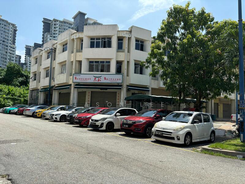 For Rent - Taipan 1 Ara Damansara Shop, Ara Damansara, Main Road Frontage.