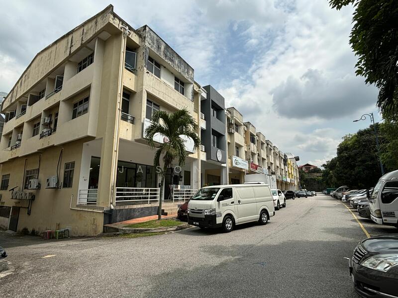 For Rent - Taipan 1 Ara Damansara Shop, Ara Damansara, Main Road Frontage.