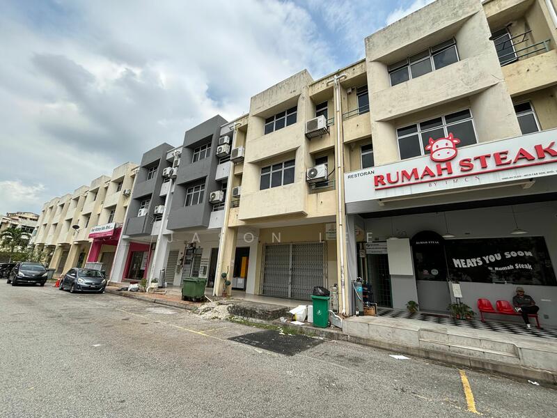 For Rent - Taipan 1 Ara Damansara Shop, Ara Damansara, Main Road Frontage.
