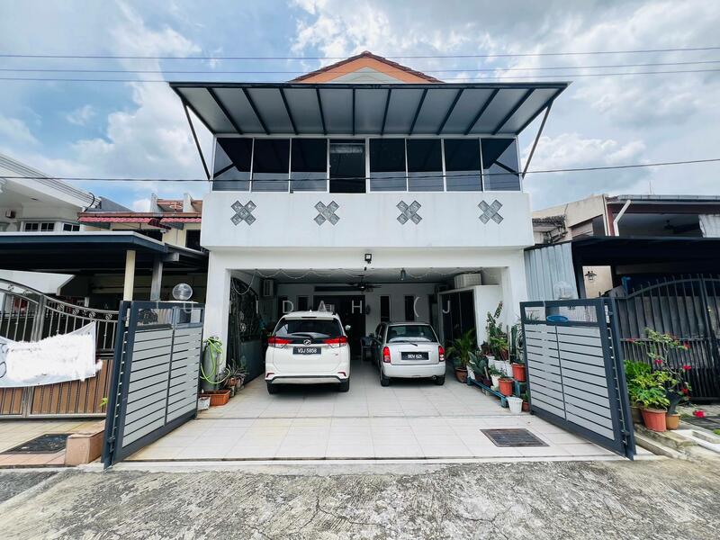 Renovated & Extended Double Storey Terrace Taman Selayang Indah Selayang Batu Caves
