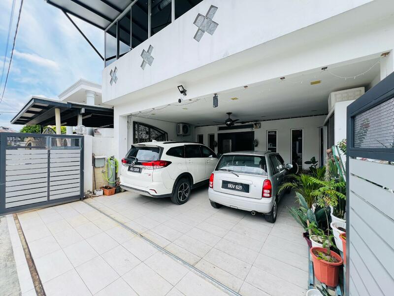 Renovated & Extended Double Storey Terrace Taman Selayang Indah Selayang Batu Caves