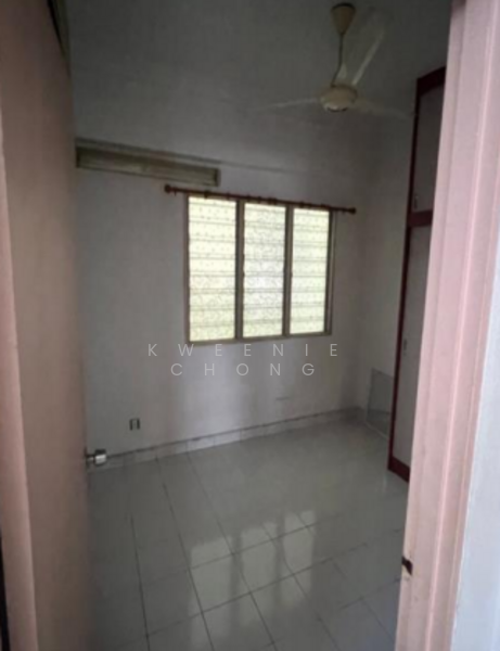 For Sale - Prisma Perdana