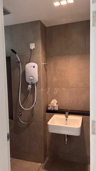 For Rent - Emerald Hill