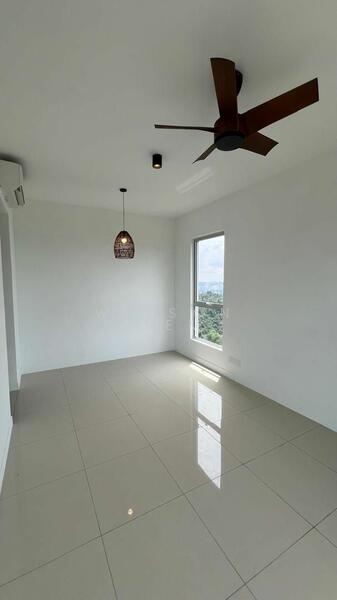For Rent - Emerald Hill