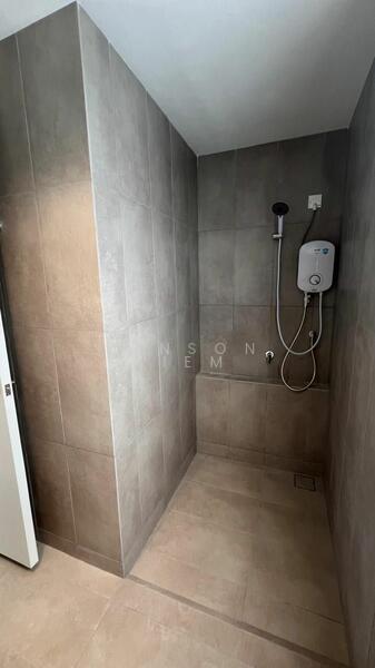 For Rent - Emerald Hill