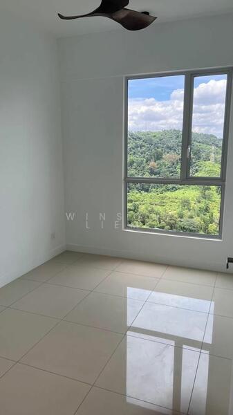 For Rent - Emerald Hill
