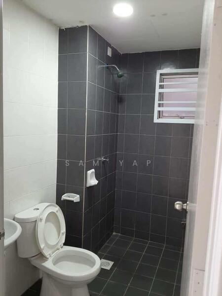 For Rent - Scott Towers @ Larkin JB