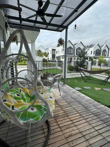 For Rent - Hazelton Eco Forest