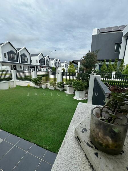 For Rent - Hazelton Eco Forest