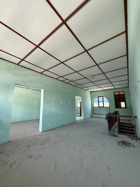 For Sale - DOUBLE STOREY SHOPLOT FOR RENT AT GEORGETOWN GOOD CONDITION