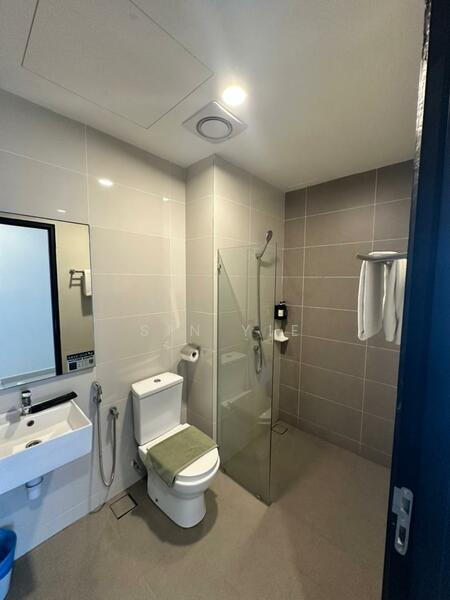 For Rent - Ramada Suites @ The Straits