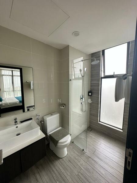 For Rent - Ramada Suites @ The Straits
