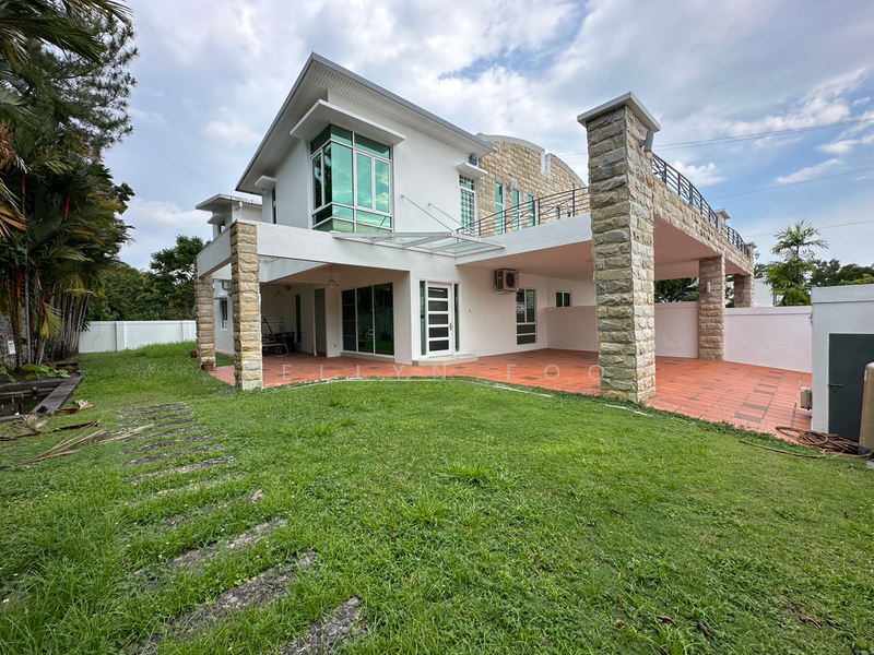 For Rent - Semi-Detached House at Taman Suria