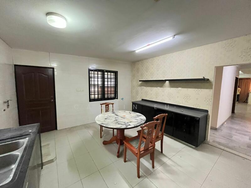For Sale - Bungalow at Taman Melodies