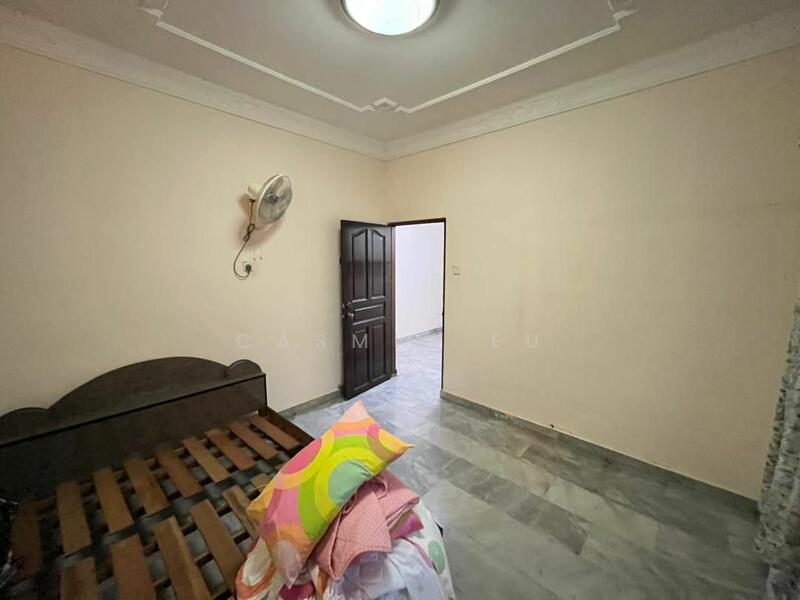 For Sale - Bungalow at Taman Melodies
