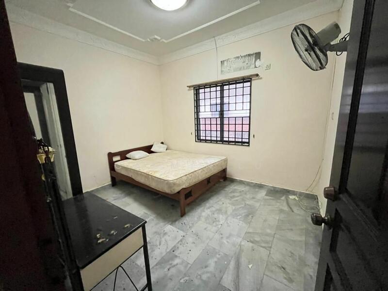 For Sale - Bungalow at Taman Melodies