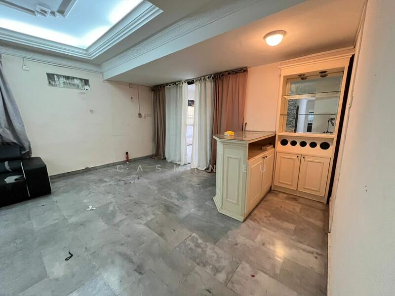 For Sale - Bungalow at Taman Melodies