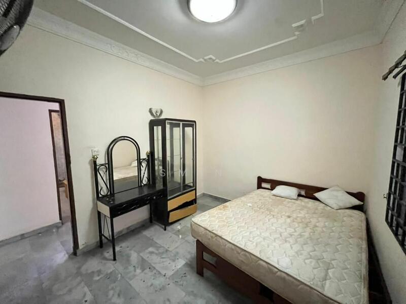 For Sale - Bungalow at Taman Melodies