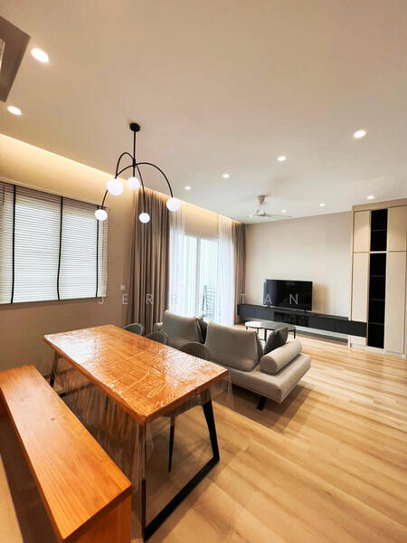 Untuk Disewa - The Amarene