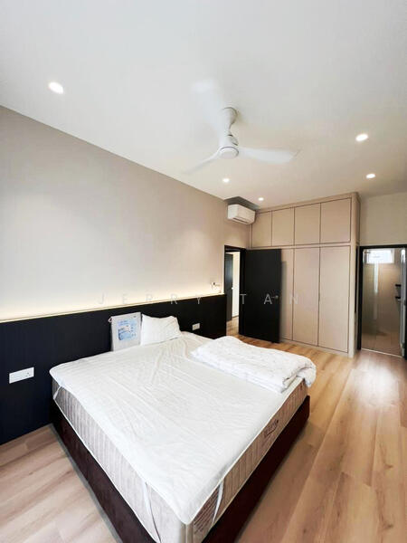 Untuk Disewa - The Amarene