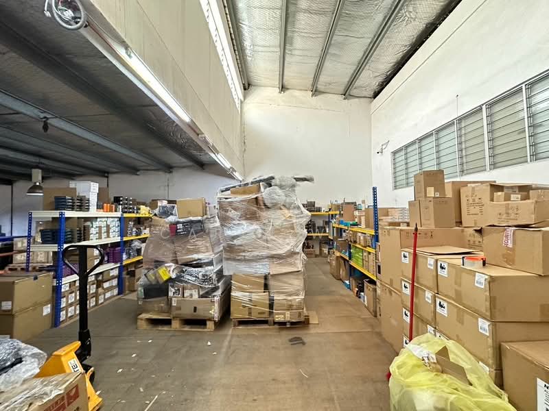 Terrace Factory for Sale in Taman Perindustrian Subang (Subang Jaya) - Caryn Wee - PropertyGuru.com.my