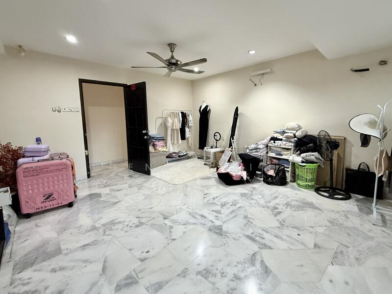 For Sale - Taman Bukit Permai