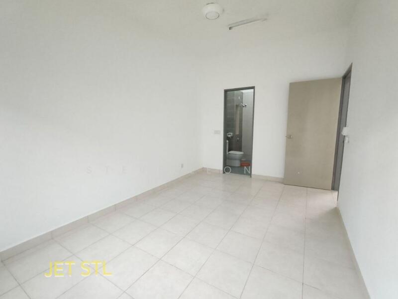 For Sale - Terraced House at Setia Indah