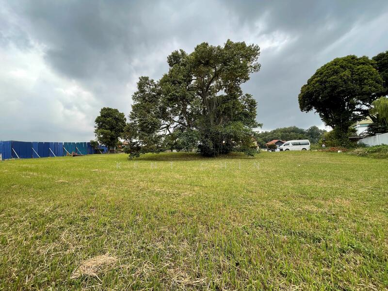 For Sale - Bungalow Land at Mines Resort City