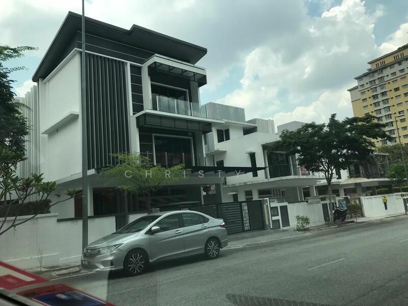 Untuk Dijual - Bungalow at Taman Bukit Mandarina